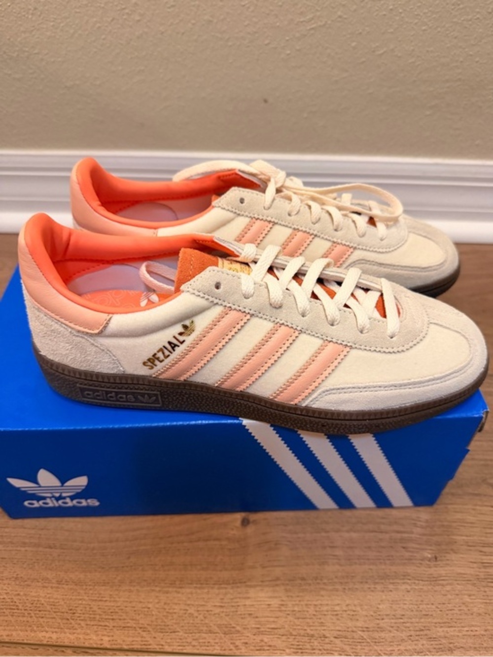 NEW Adidas Handball Spezial Women’s Sneakers 8